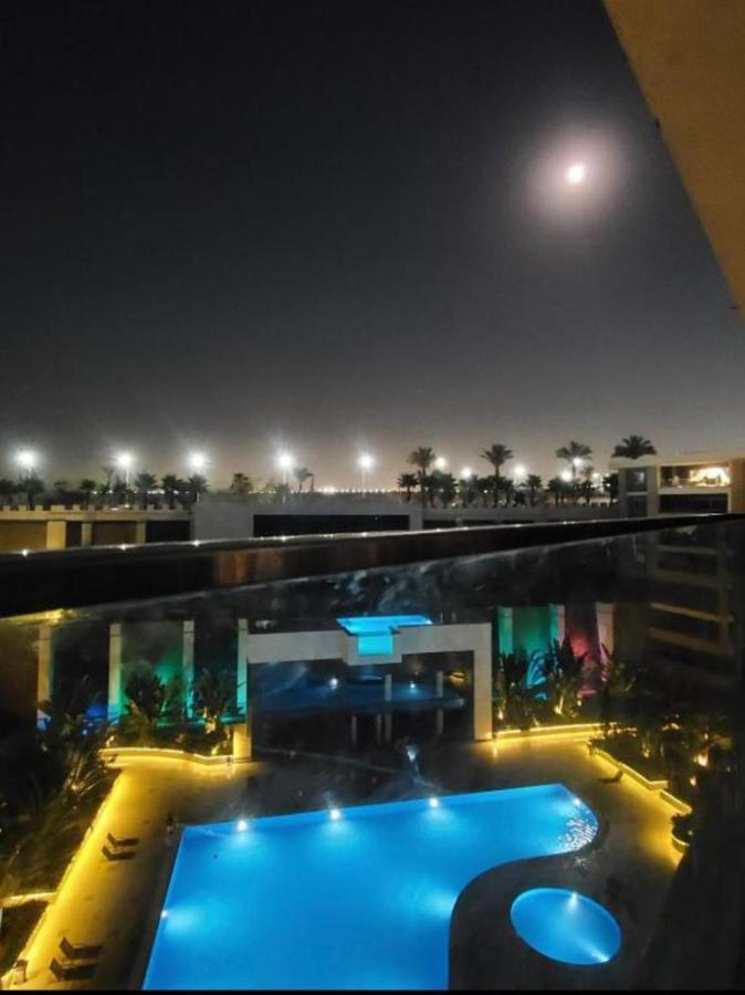 Fully Furnished Apartment At Ocean Blue Compound Кайро Екстериор снимка